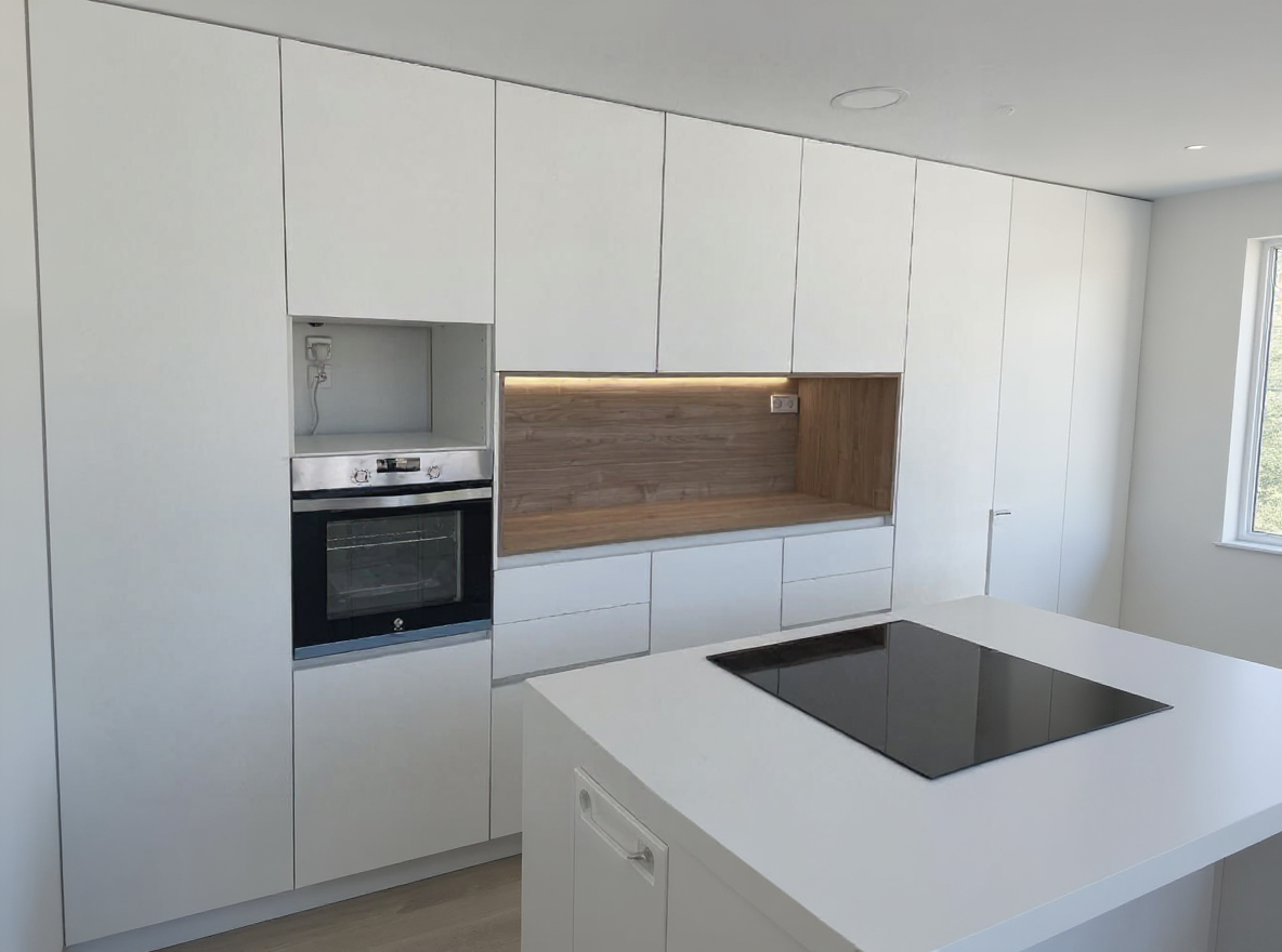 Proyecto de cocina con tiradores Gola